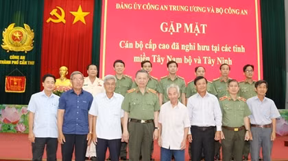 Bộ Công an gặp mặt cán bộ cấp cao đã nghỉ hưu tại Tây Nam bộ và Tây Ninh