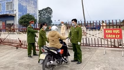 Mỗi ngày hàng trăm nghìn lượt CBCS Công an tham gia chống dịch