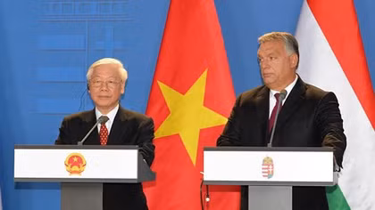 Việt Nam-Hungary nâng khuôn khổ quan hệ lên mức "Đối tác toàn diện"