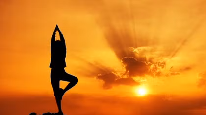 Tổ chức trực tuyến Ngày quốc tế Yoga tại Hà Nội 