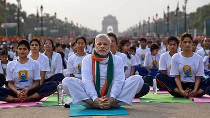 7.000 người đồng diễn Yoga tại Việt Nam