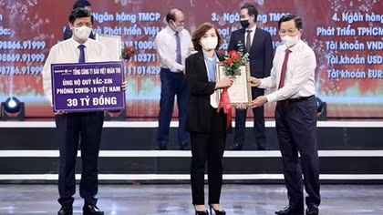 Bảo Việt Nhân thọ ủng hộ 30 tỷ đồng cho Quỹ vaccine phòng COVID-19
