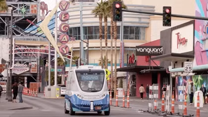 Sau 10 năm nghiên cứu, xe buýt tự động chạy thử ở Las Vegas