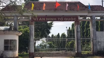 Đi từng buồng giam để tuyên truyền về bầu cử 