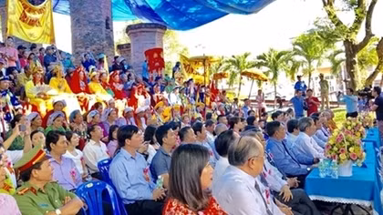 Hơn 100 đoàn hành hương tham dự Lễ hội Tháp Bà Ponagar ở Nha Trang