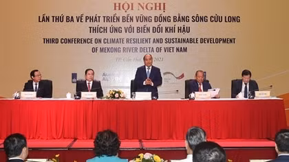 Thủ tướng Nguyễn Xuân Phúc chủ trì hội nghị sơ kết nghị quyết 120
