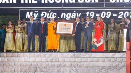 Chùa Hương nhận Bằng di tích Quốc gia đặc biệt