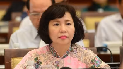 Đề nghị miễn nhiệm chức vụ Thứ trưởng Bộ Công Thương Hồ Thị Kim Thoa