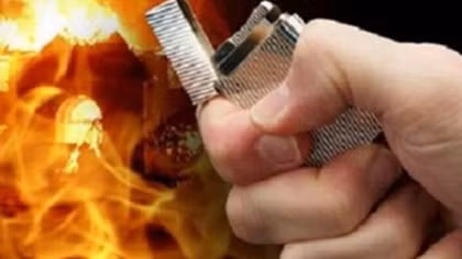Ngáo đá, thanh niên ôm can xăng tự thiêu 