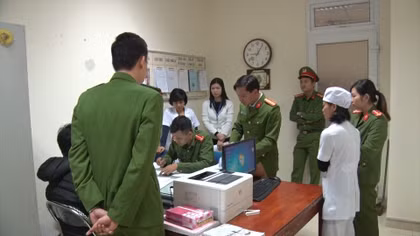 Khởi tố 6 điều dưỡng bệnh viện Nhi Nam Định