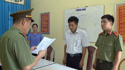 Khởi tố 6 bị can, bắt tạm giam 3 bị can trong vụ gian lận thi tại Sơn La
