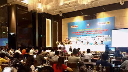 Họp báo bốc thăm chia bảng giải bóng đá Press Cup 2018 khu vực Hà Nội