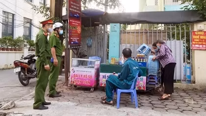 Xử phạt 19 trường hợp không đeo khẩu trang nơi công cộng