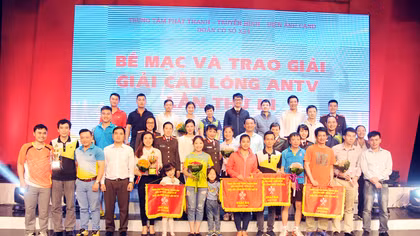 Sôi nổi các trận chung kết giải cầu lông ANTV lần 3 – 2017
