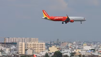 Vietjet lên tiếng sau nhiều chuyến bay chậm, huỷ