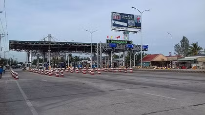 Bắt đầu từ chiều nay (10-7), "trạm thu giá" lại quay về... "trạm thu phí"