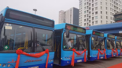 Hà Nội đưa xe buýt tiêu chuẩn Châu Âu vào hoạt động