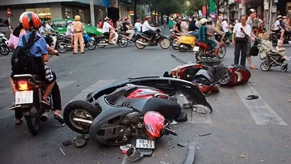47 vụ TNGT, gần 1000 trường hợp vi phạm giao thông trong ngày mùng 3 Tết