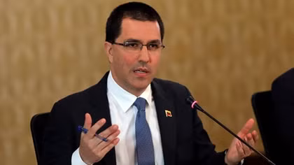 Mỹ trừng phạt Ngoại trưởng Venezuela