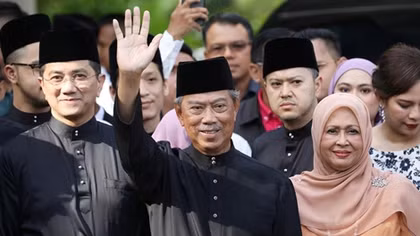 Thủ tướng Malaysia tuyên thệ nhậm chức