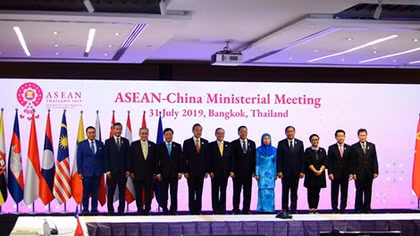 Ngoại trưởng ASEAN - Trung Quốc thẳng thắn trao đổi về tình hình Biển Đông