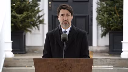 Thủ tướng Canada "đứng hình" 21 giây khi nhận định về ông Trump
