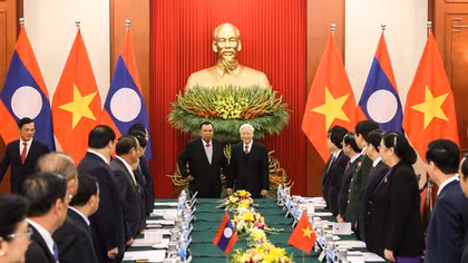 Việt Nam luôn ủng hộ mạnh mẽ Lào trong bất cứ hoàn cảnh nào