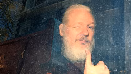 Mỹ vào cuộc sau khi trùm WikiLeaks bị tống khỏi Đại sứ quán Ecuador 