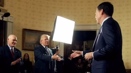 Sốc: Tổng thống Trump bất ngờ sa thải Giám đốc FBI