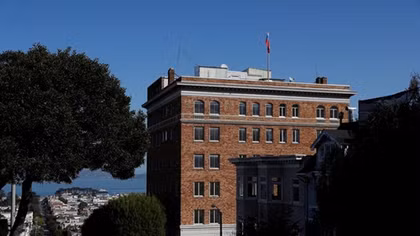 Nga tố Mỹ "đánh cắp" cờ tại lãnh sự quán ở San Francisco