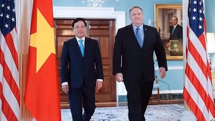Ngoại trưởng Mỹ "cảm thấy tuyệt vời" khi trở lại Hà Nội 