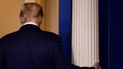 Ông Trump dự định "nhấn chìm" Iran trước khi rời nhiệm sở 