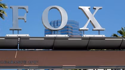 Đối đầu ông lớn Disney, Comcast đề nghị mua lại Fox