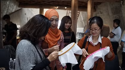 Indonesia – Việt Nam giao lưu văn hóa thông qua vải Batik và dệt thổ cẩm 