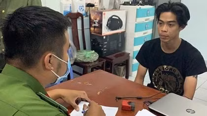 Tên cướp trong vai nhân viên điện lạnh khu chung cư