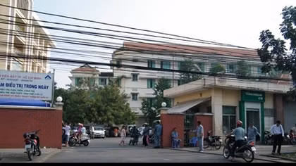 Bắt tạm giam phó giám đốc BV Mắt TP Hồ Chí Minh 