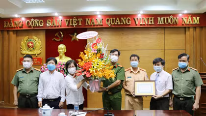 CSGT hỗ trợ vận chuyển tạng hiến: Hành động nhân văn vì nhân dân phục vụ