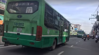 Mỗi chuyến xe không chở quá 20 hành khách 