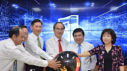 Xây dựng 2 trung tâm điều hành thông minh của ngành Y tế và giáo dục 