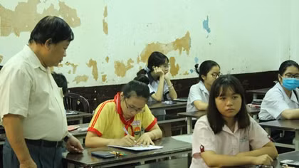 Thí sinh tại TP Hồ Chí Minh thuộc diện F1, F2 dự thi đợt sau