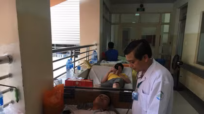 Sốt xuất huyết ở người lớn tăng cao