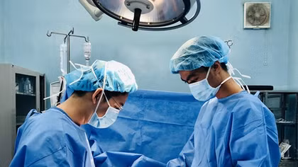 Cứu sống một bệnh nhân bị tai nạn giao thông vỡ tim