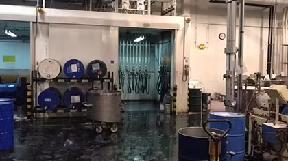 Dập tắt đám cháy "cứu" khối tài sản khoảng 100 tỷ đồng