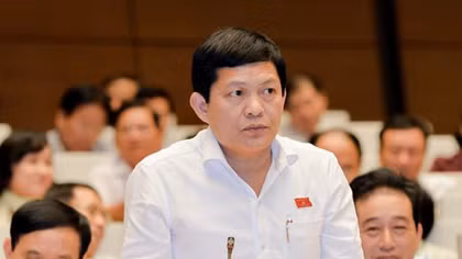 Sẽ cho ông Phạm Phú Quốc nghỉ việc trong tháng 9