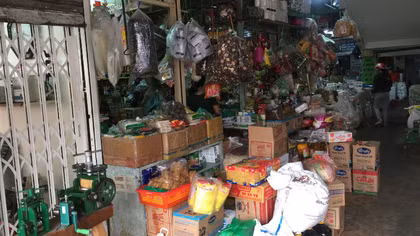 Đưa hàng hoá chất lượng phục vụ người dân vùng ven dịp Tết
