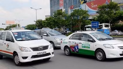  Hai hãng taxi người dân TP Hồ Chí Minh có thể gọi đi sân bay và bệnh viện