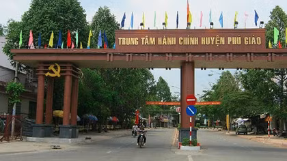 Bình Dương phong tỏa 388 hộ dân để phòng chống COVID-19