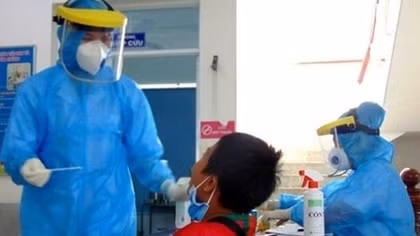 HCDC tạm ngưng nhận mẫu xét nghiệm SARS-COV-2 có thu phí 