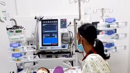 Hãy cứu giúp gia đình người mẹ ung thư có 2 con bị tai nạn giao thông