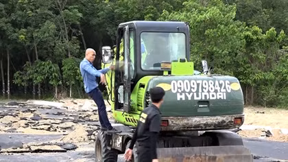 Chế tài chưa đủ mạnh hay buông lỏng quản lý?